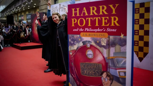 Original Harry Potter cover to be sold in New York